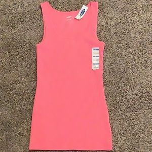 Womens old Navy pink fitted tank Small.